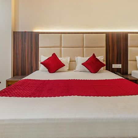 Hotel South Indian Delhi  Bagian luar foto
