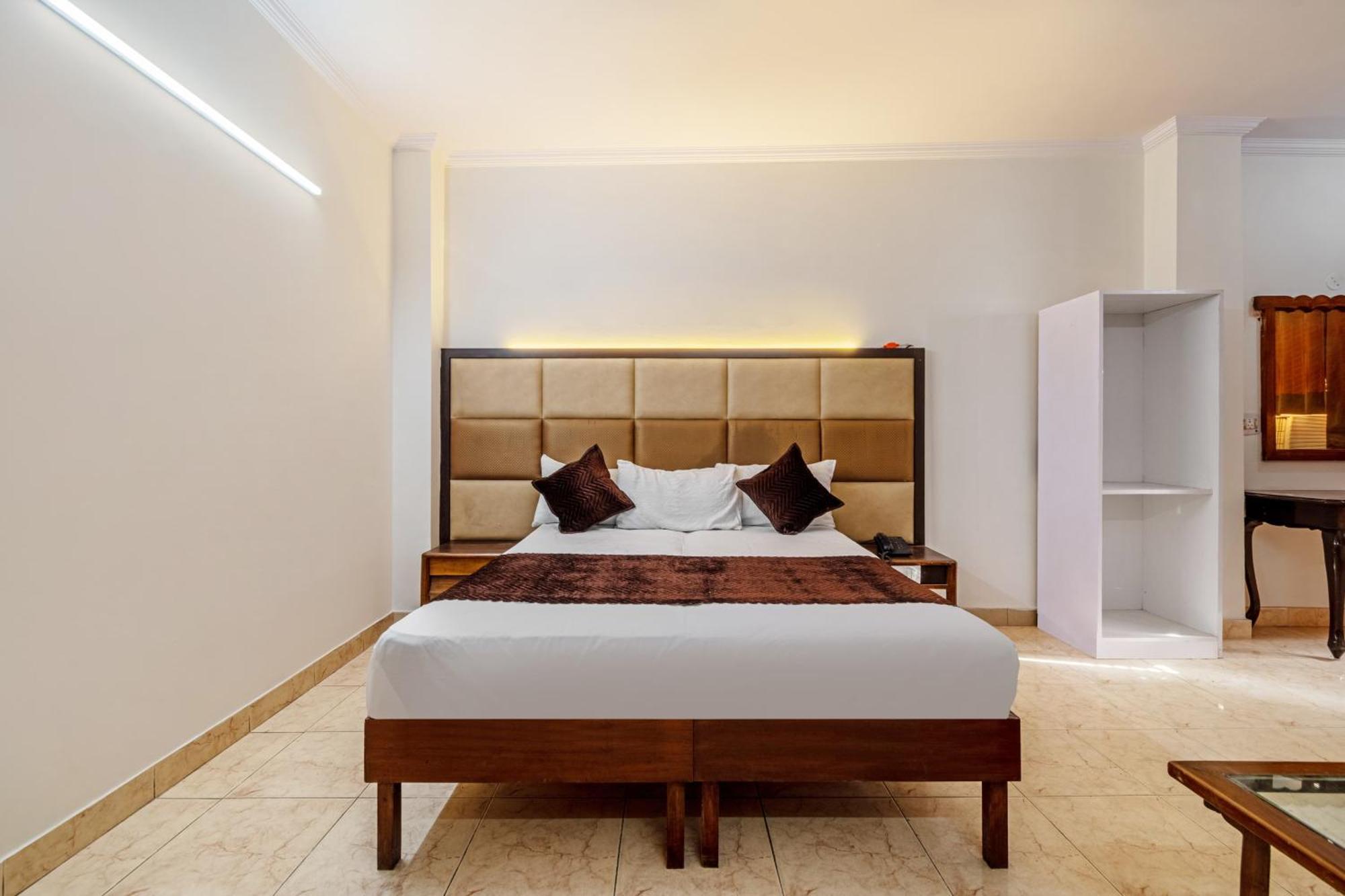 Hotel South Indian Delhi  Bagian luar foto