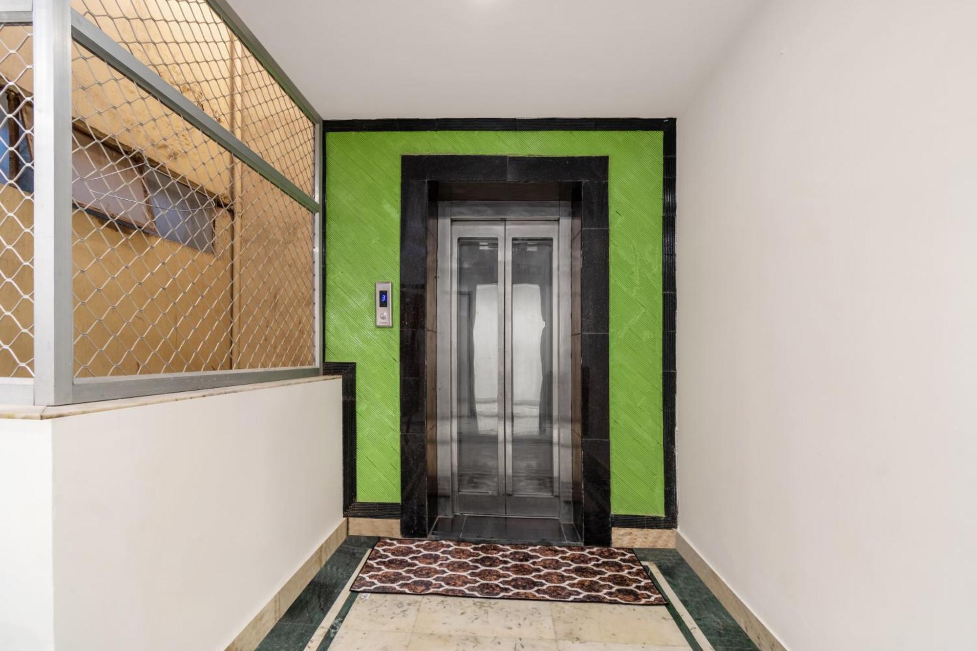 Hotel South Indian Delhi  Bagian luar foto